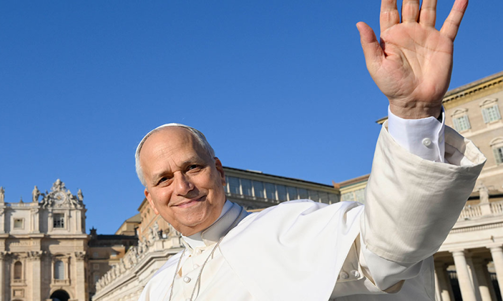 Papa León XIV (2)